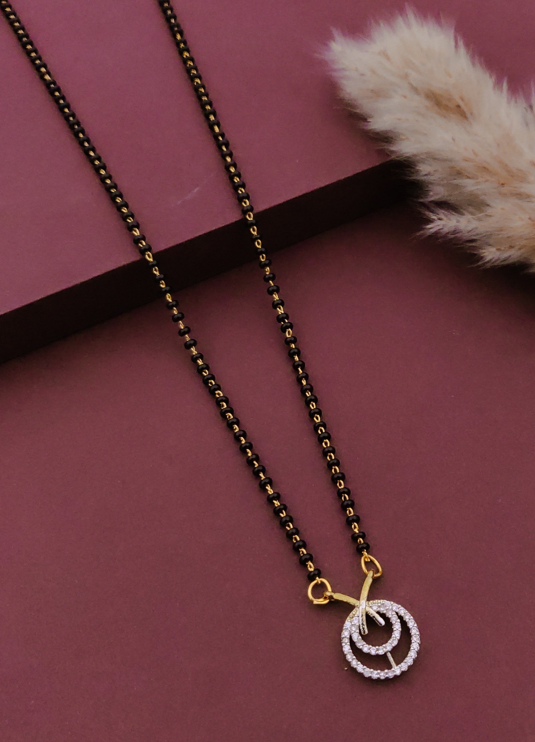Sia Mangalsutra
