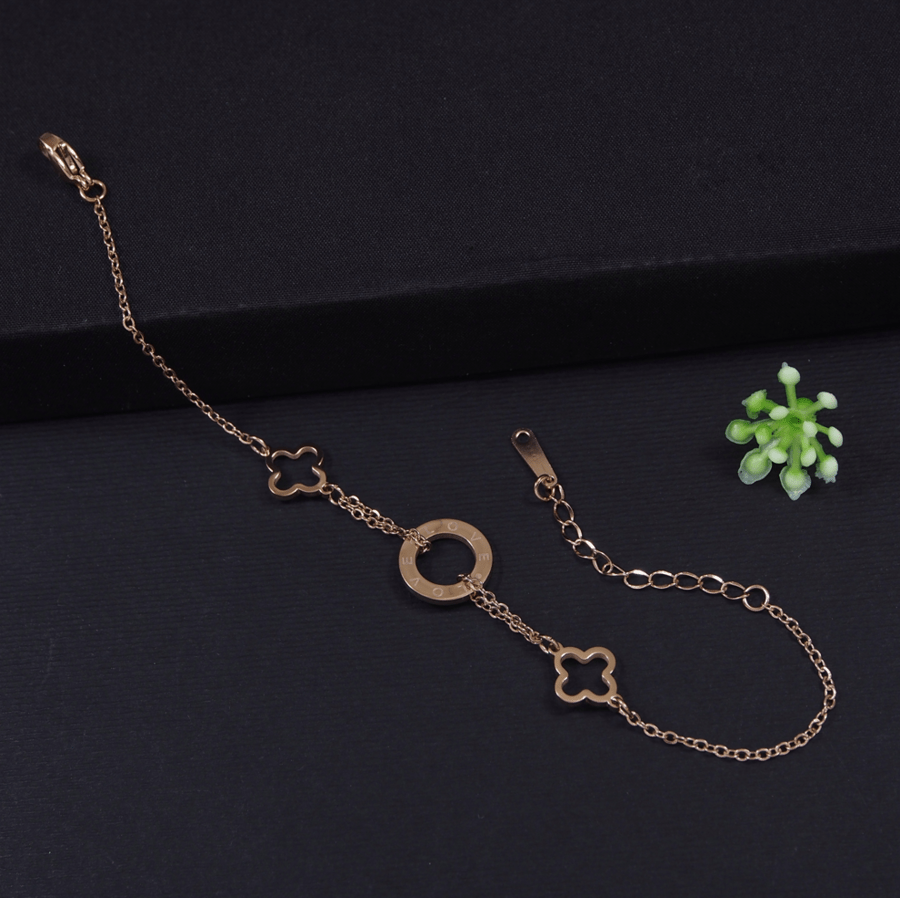 Stainless Steel Rosegold Plated Clover Bracelet